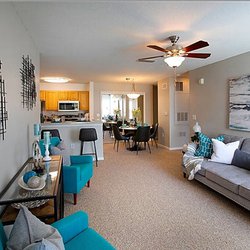 living room at  Bradley Pointe located in Savannah, GA